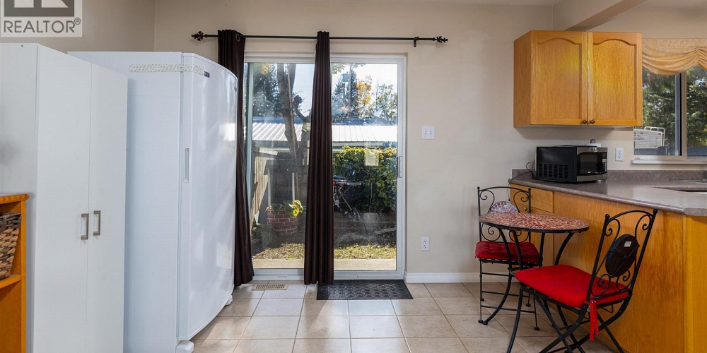 5 2705 KALUM STREET Terrace Photo 6 5 2705 KALUM STREET Terrace Photo 6